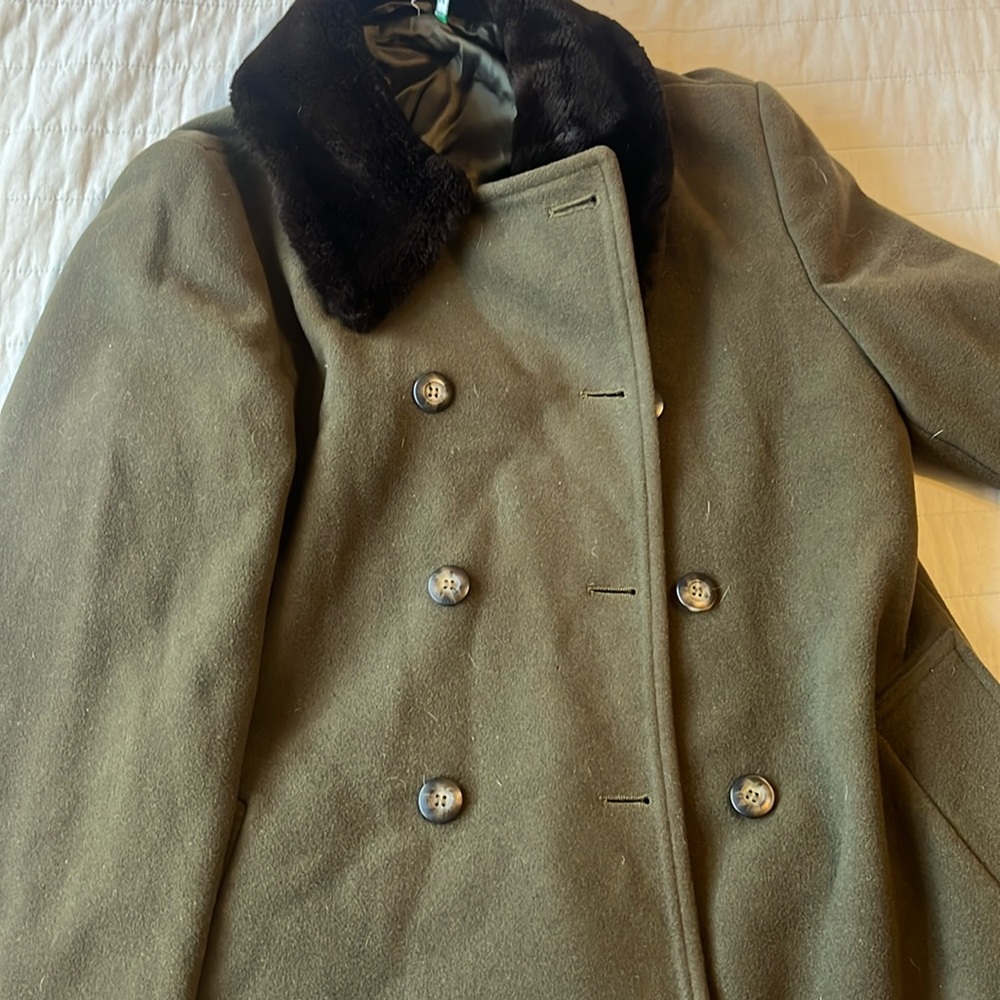Olive Green with faux brown Fur collar Wool Peacoat xs/S made in italy